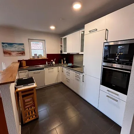 Erich-s-nest Apartament *